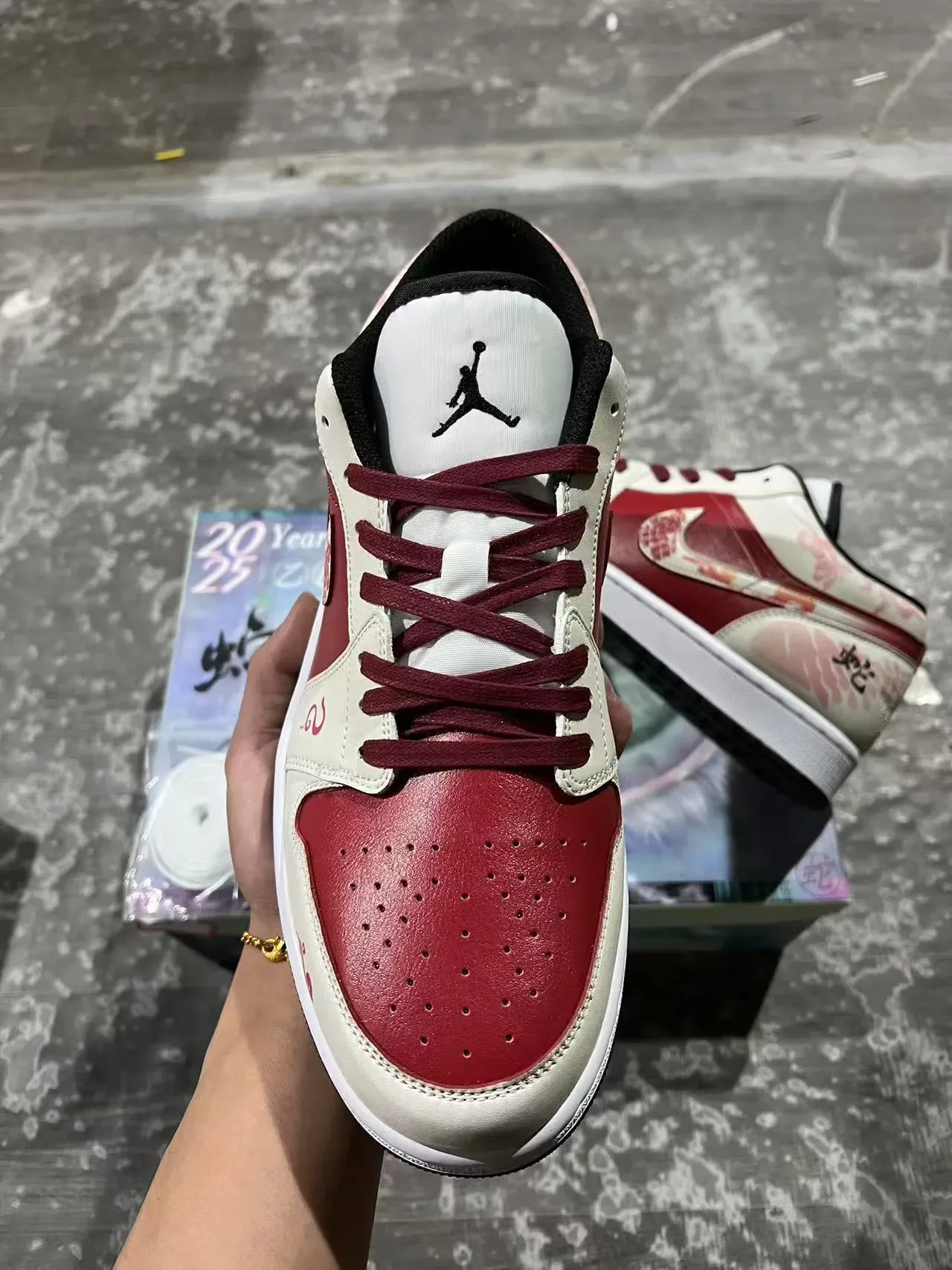 Nike Red Beige Low-Top Cupsole Lifestyle Sneakers 3