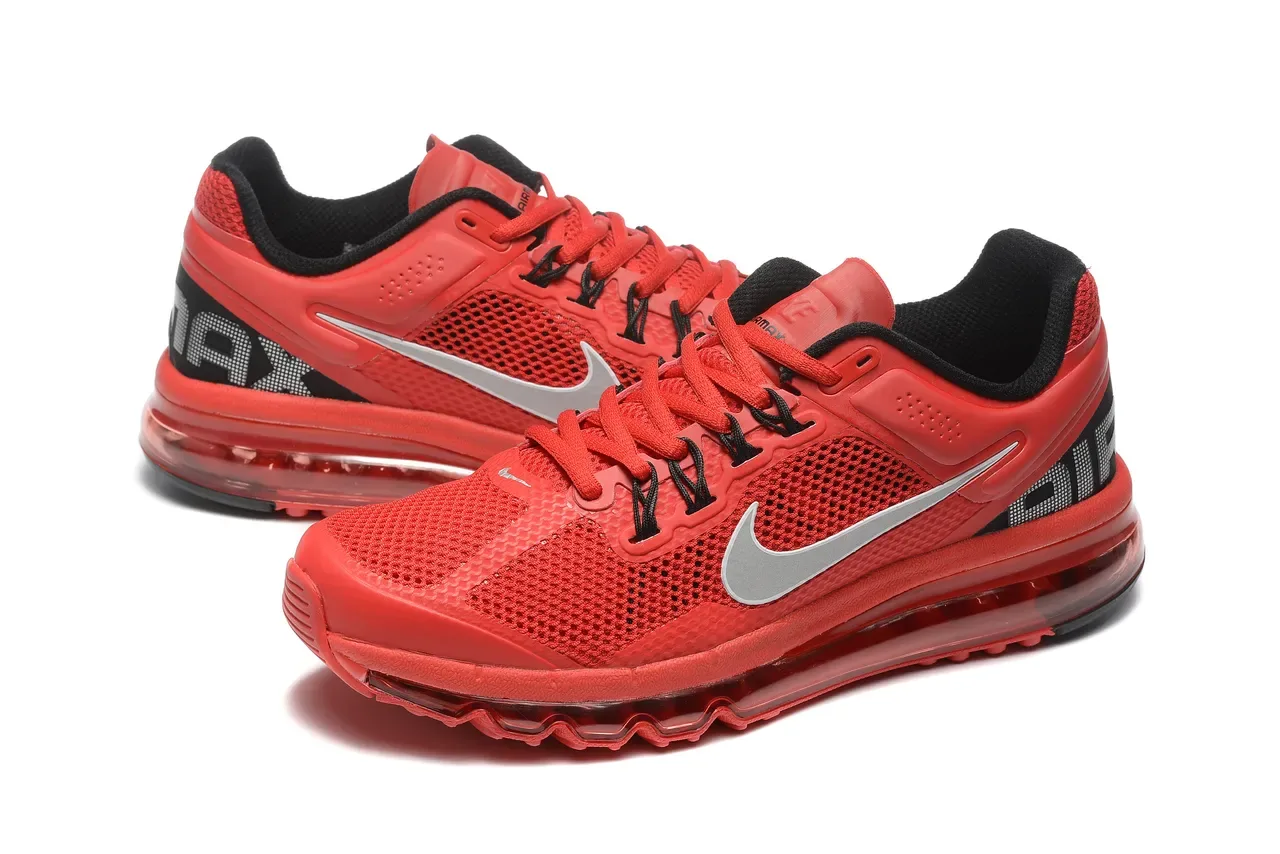 Nike Tênis de Running com parte superior de malha vermelha e preta, amortecimento de ar visível em toda a extensão 6
