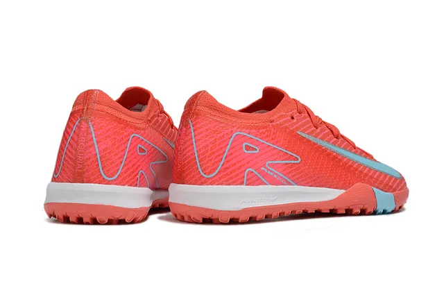 Nike Zapatos de fútbol turf con upper de knit rojo y azul y collar integrado tipo calcetín 7
