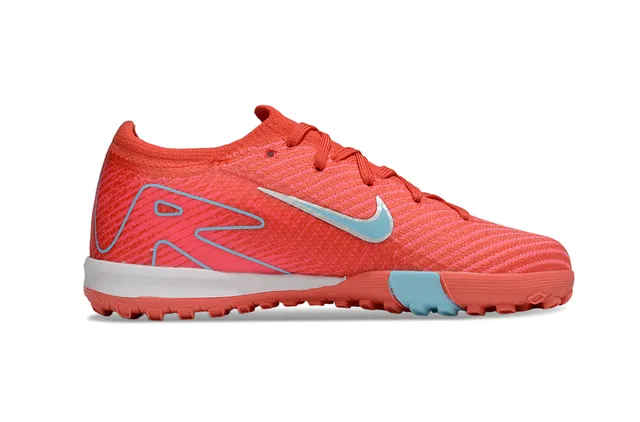 Nike Zapatos de fútbol turf con upper de knit rojo y azul y collar integrado tipo calcetín 8