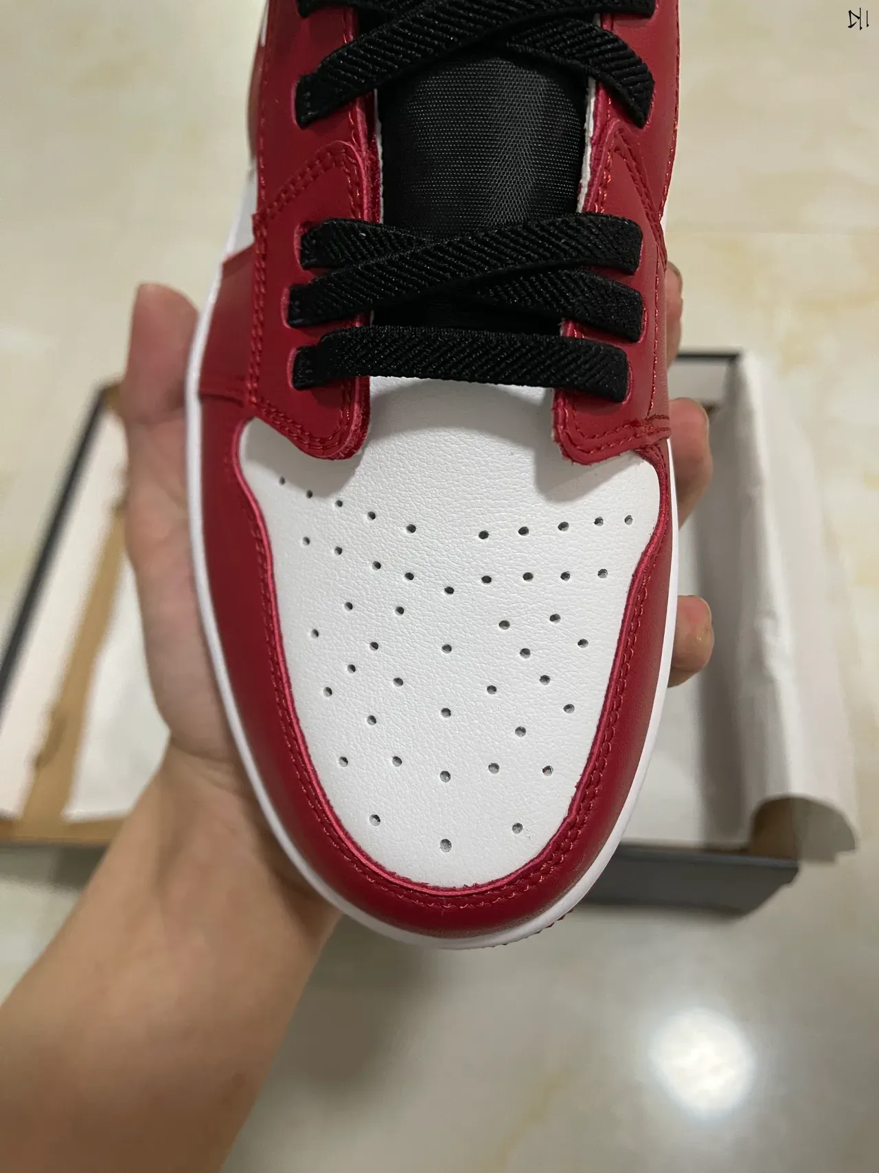 Nike Red White Low-Top Leather Upper Sneakers 3