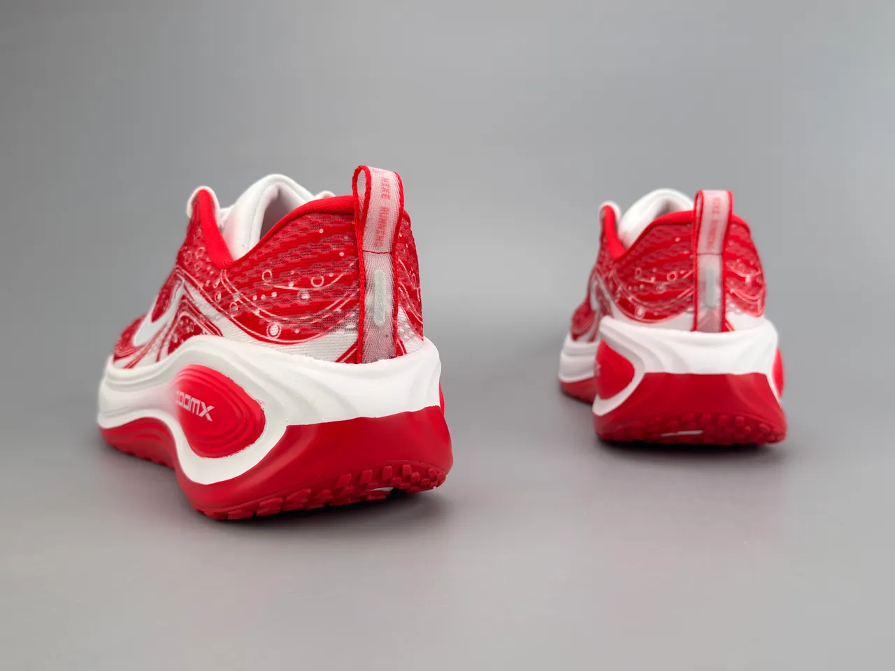 Nike Red White Sculpted Wavy Midsole Engineered Mesh Upper Running Shoes 8