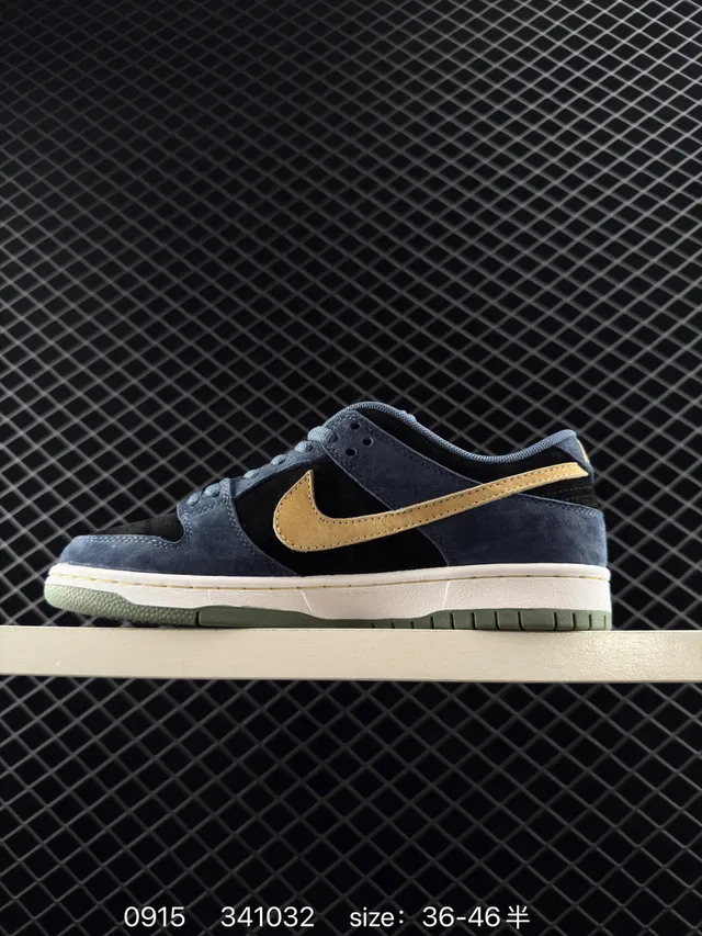 Nike SB Dunk Low Chaussures de skate Bleu marine Noir Or Daim 4