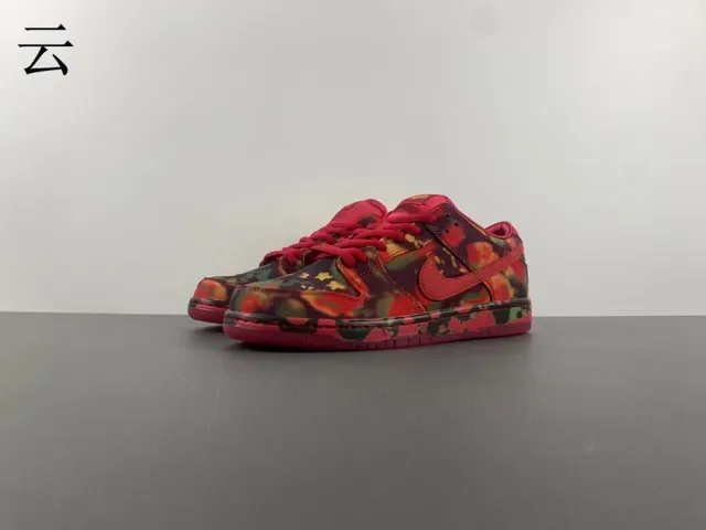 Nike SB Dunk Low Tie-Dye Camo Skateboard Shoes 10