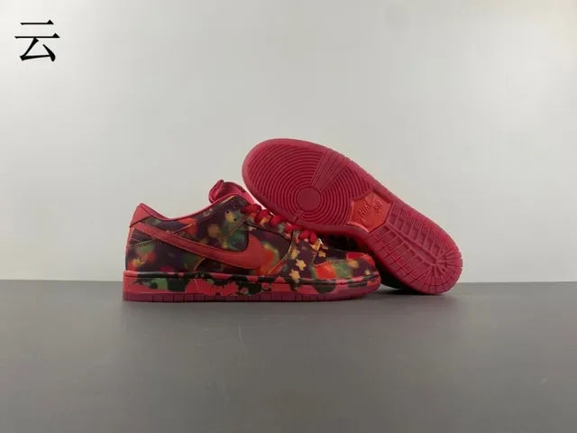 Nike SB Dunk Low Tie-Dye Camo Skateboard Shoes 12