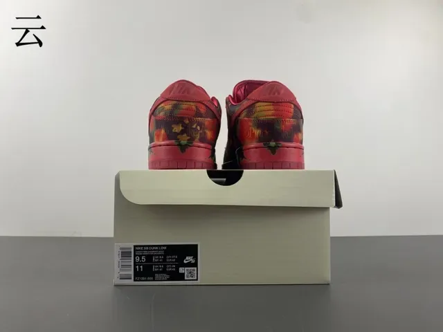 Nike SB Dunk Low Tie-Dye Camo Skateboard Shoes 17