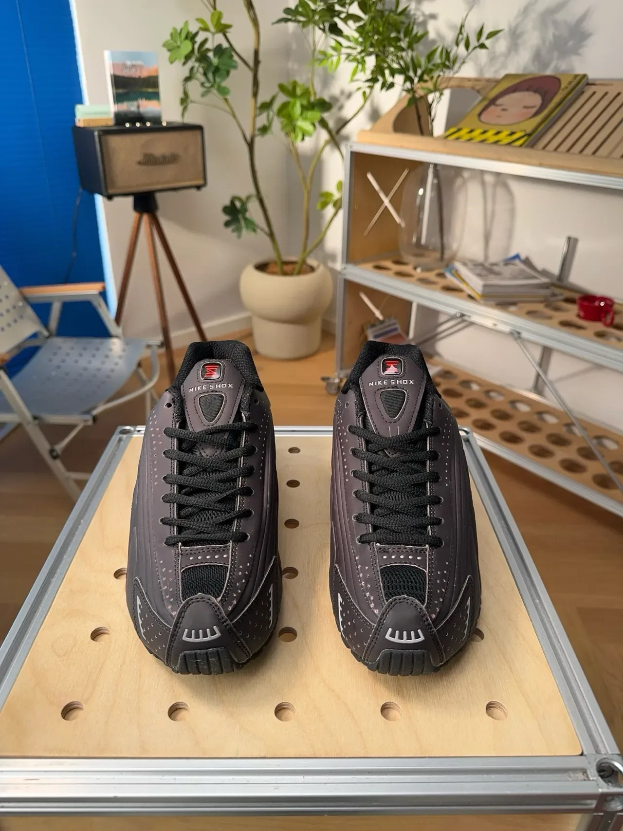 Nike Shox Marrom Preto Amortecido Talão Perfurado Sintético Superior Tênis Lifestyle 5