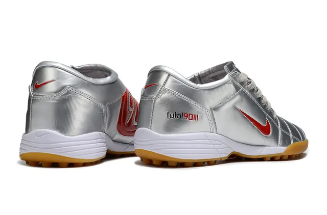 Nike Total 90 III Sapatos de futebol indoor prata metálica vermelha 5