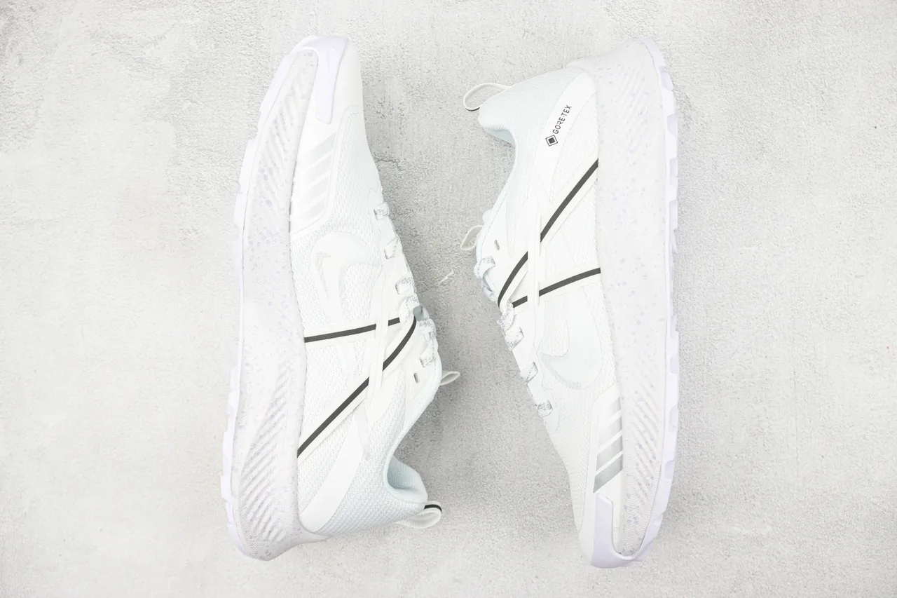 Nike White Black GORE-TEX Waterproof Mesh And Synthetic Overlay Upper Running Shoes 2