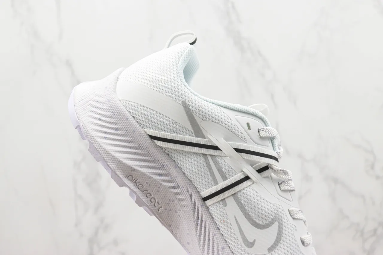 Nike White Black GORE-TEX Waterproof Mesh And Synthetic Overlay Upper Running Shoes 5