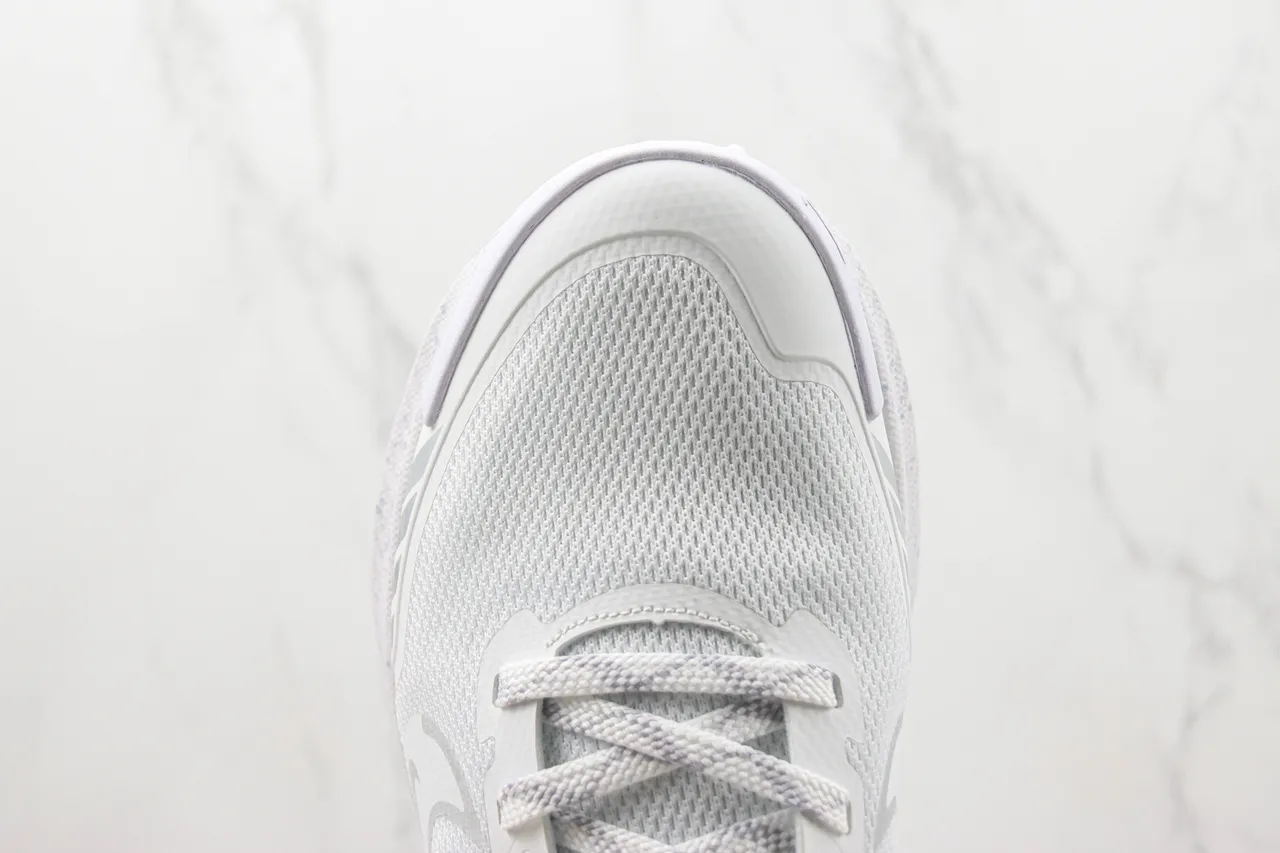 Nike White Black GORE-TEX Waterproof Mesh And Synthetic Overlay Upper Running Shoes 6