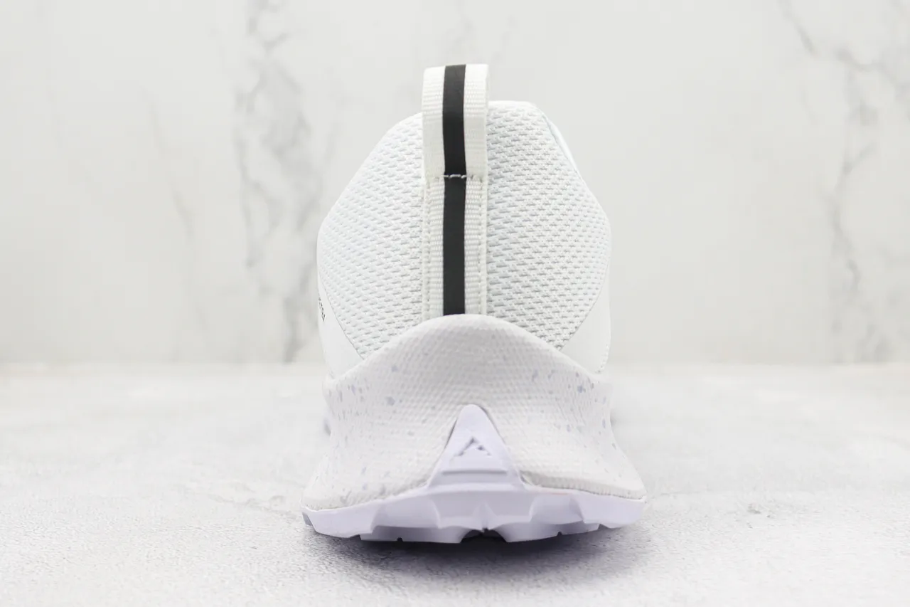 Nike White Black GORE-TEX Waterproof Mesh And Synthetic Overlay Upper Running Shoes 9