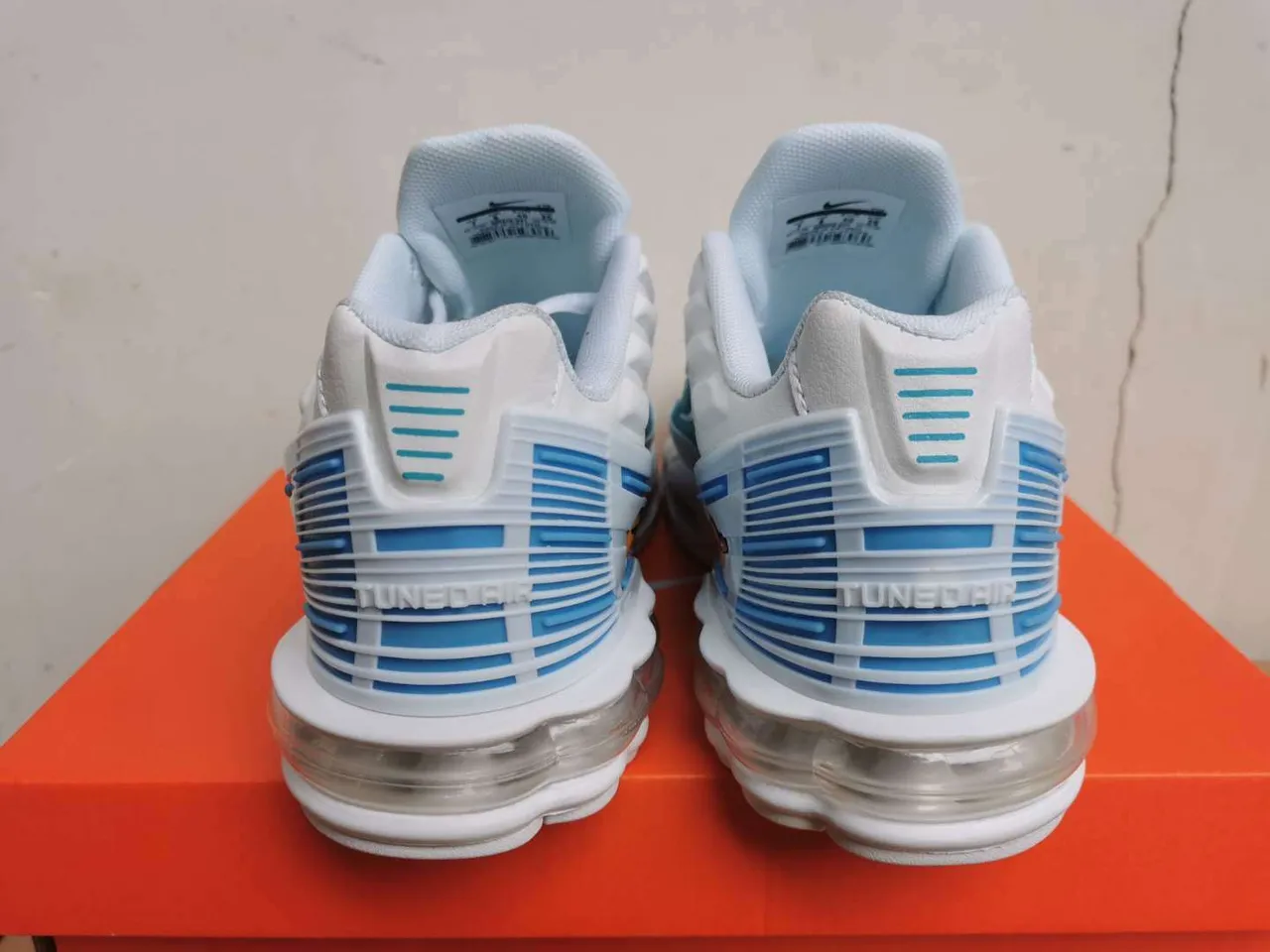 Nike White Blue Full-Length Air Unit Layered Synthetic Cage Lifestyle Sneakers 6