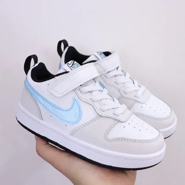 Nike White Blue Low-Top Laceless Lifestyle Sneakers 7