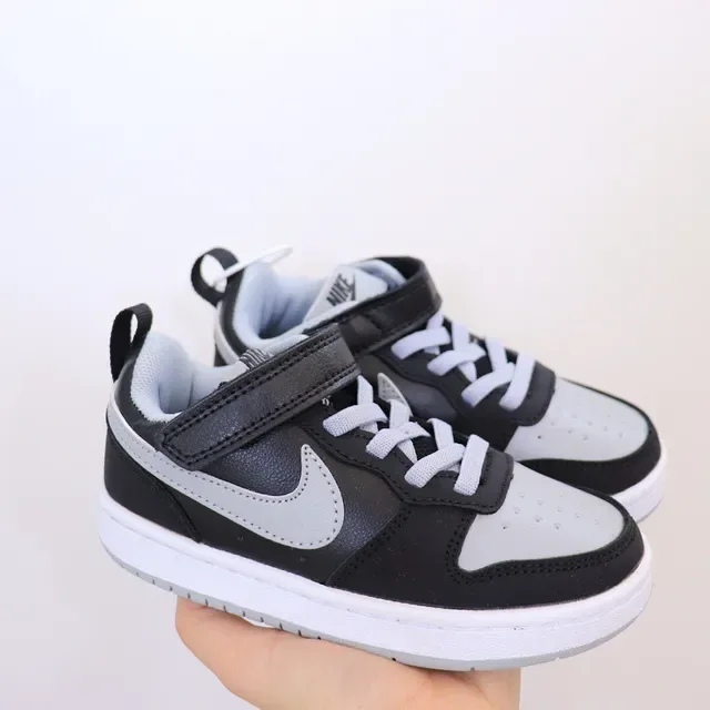 Nike White Blue Low-Top Laceless Lifestyle Sneakers 18