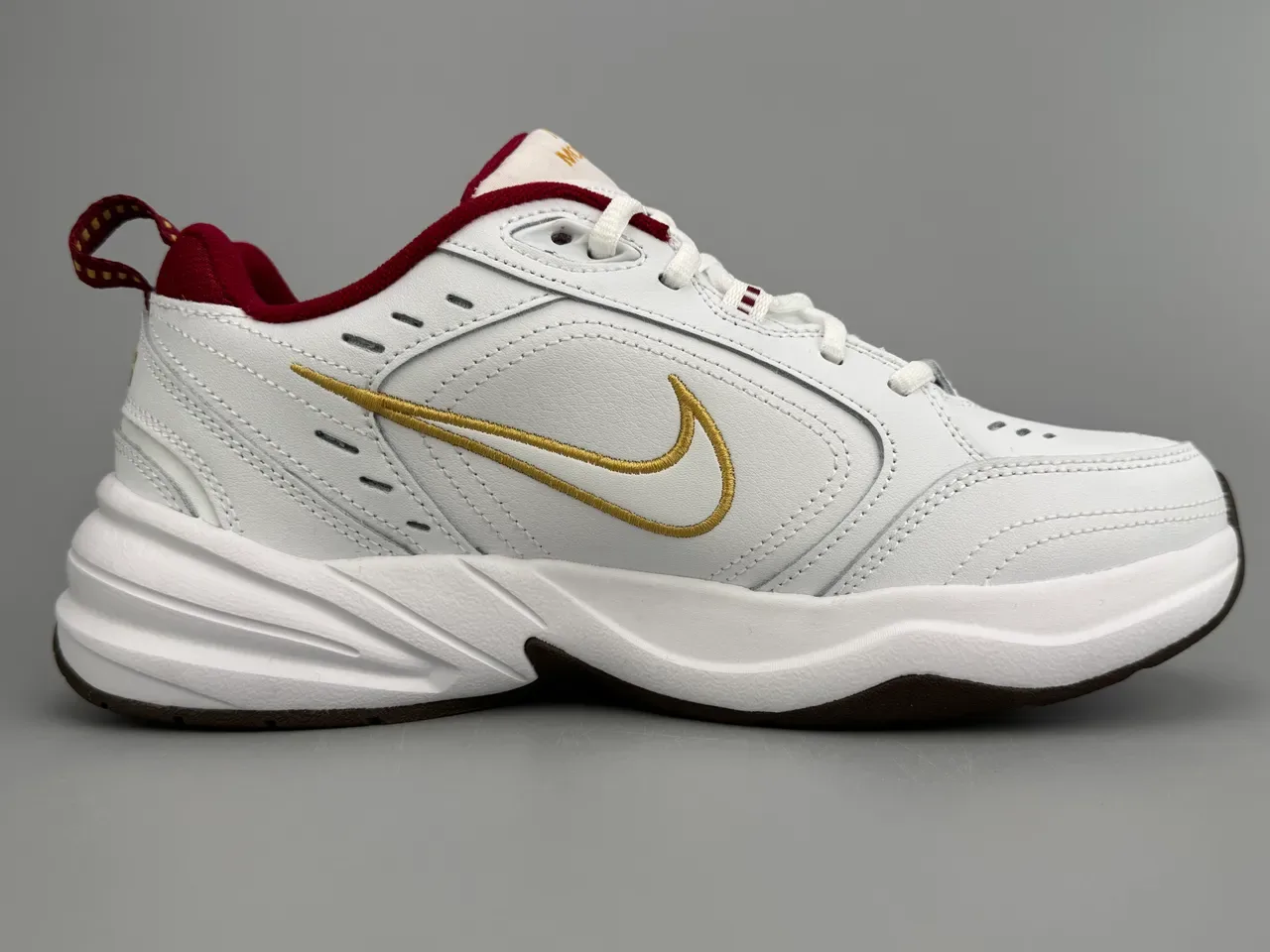 Nike Blanc Bordeaux Cuir Supérieur Doré Brodé Swoosh Lifestyle Sneakers 10