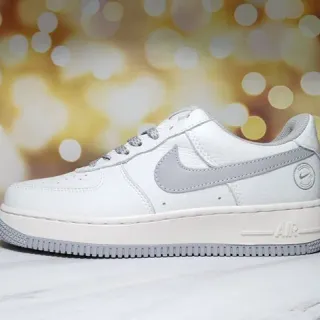 Nike White Gray Low-Top Perforated Toe Lifestyle Sneakers