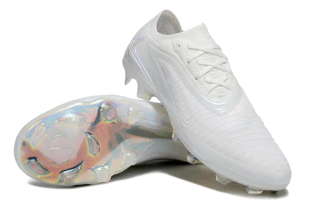 Nike Chaussures de football blanches iridiscentes en tricot pour terrain ferme 4