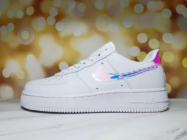 Nike White Multicolor Low-Top Leather Upper Lifestyle Sneakers 1