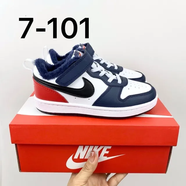 Nike White Navy Low-Top Fuzzy-Lined Lifestyle Sneakers 7