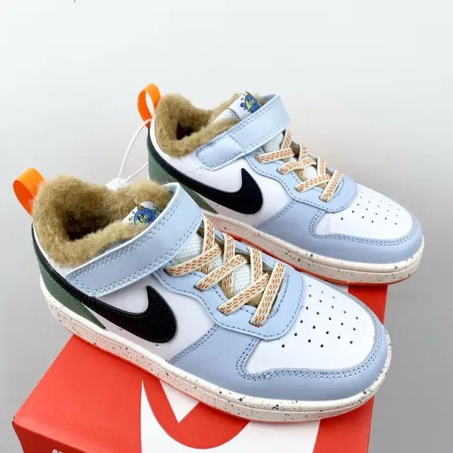 Nike White Navy Low-Top Fuzzy-Lined Lifestyle Sneakers 8