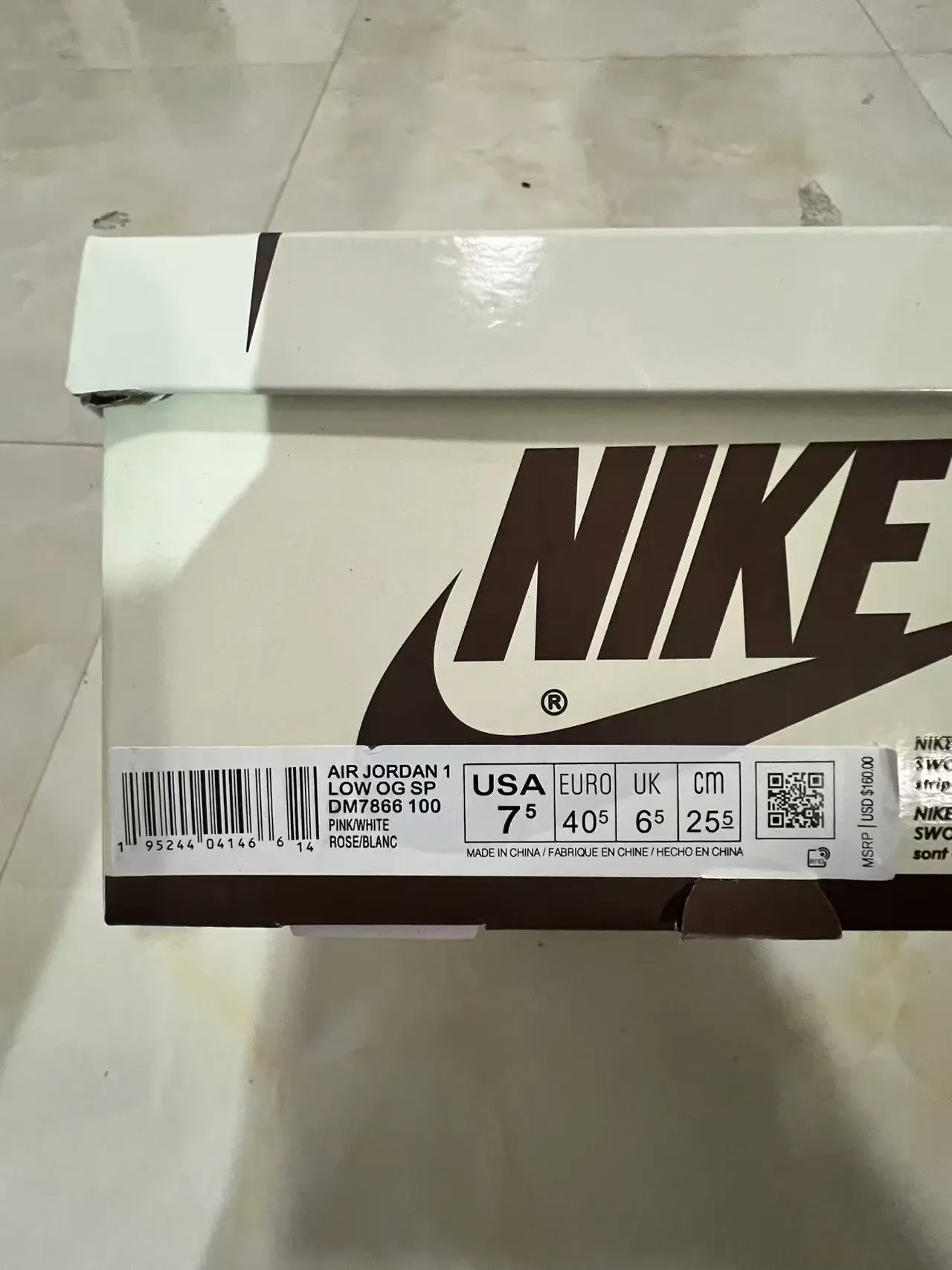 Nike White Pink Low-Top Silhouette Mixed-Material Upper Lifestyle Sneakers 11