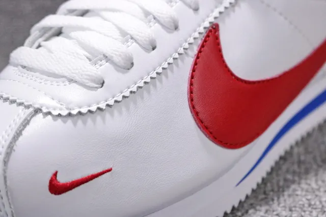 Nike White Red Low-Top Leather Upper Lifestyle Sneakers 7