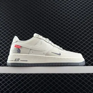 Nike x Supreme x The North Face Air Force 1 बीज ग्रे लाइफस्टाइल स्नीकर
