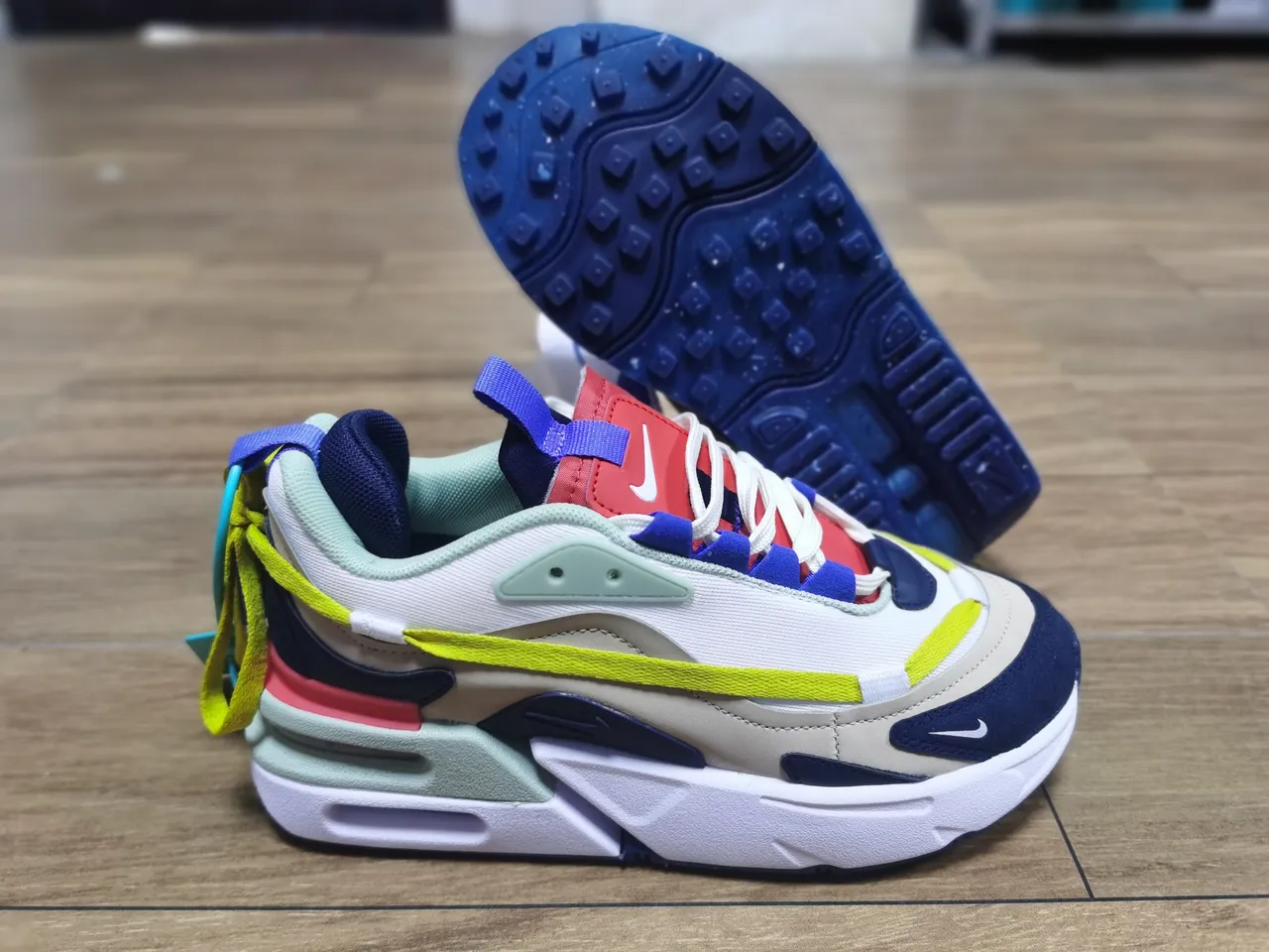 Nike Zoom 2K Multicolor Layered Lifestyle Sneakers 4