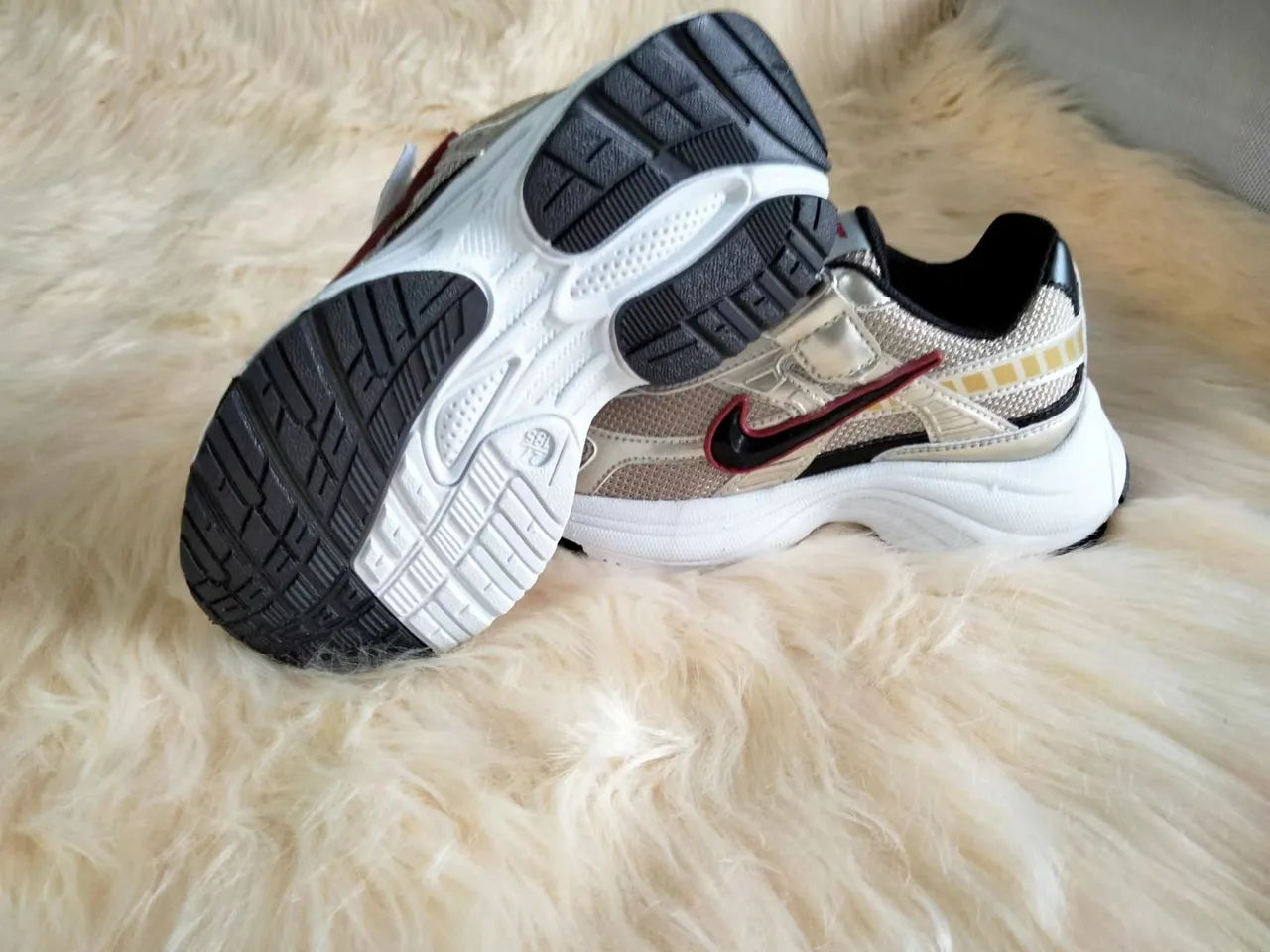 Nike Zoom 2K Silver Blue Midsole Mesh And Synthetic Overlay Upper Chunky Sneakers 14