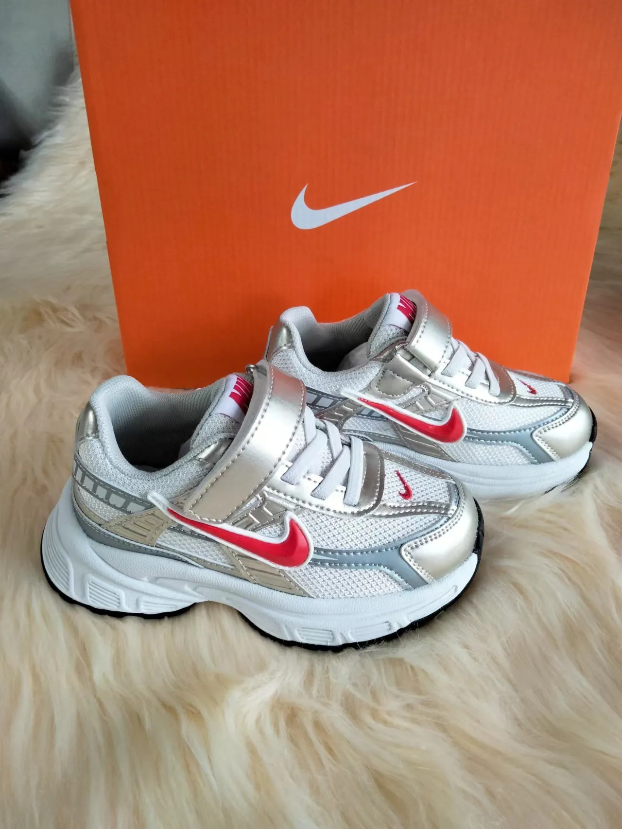 Nike Zoom 2K Silver Blue Midsole Mesh And Synthetic Overlay Upper Chunky Sneakers 15