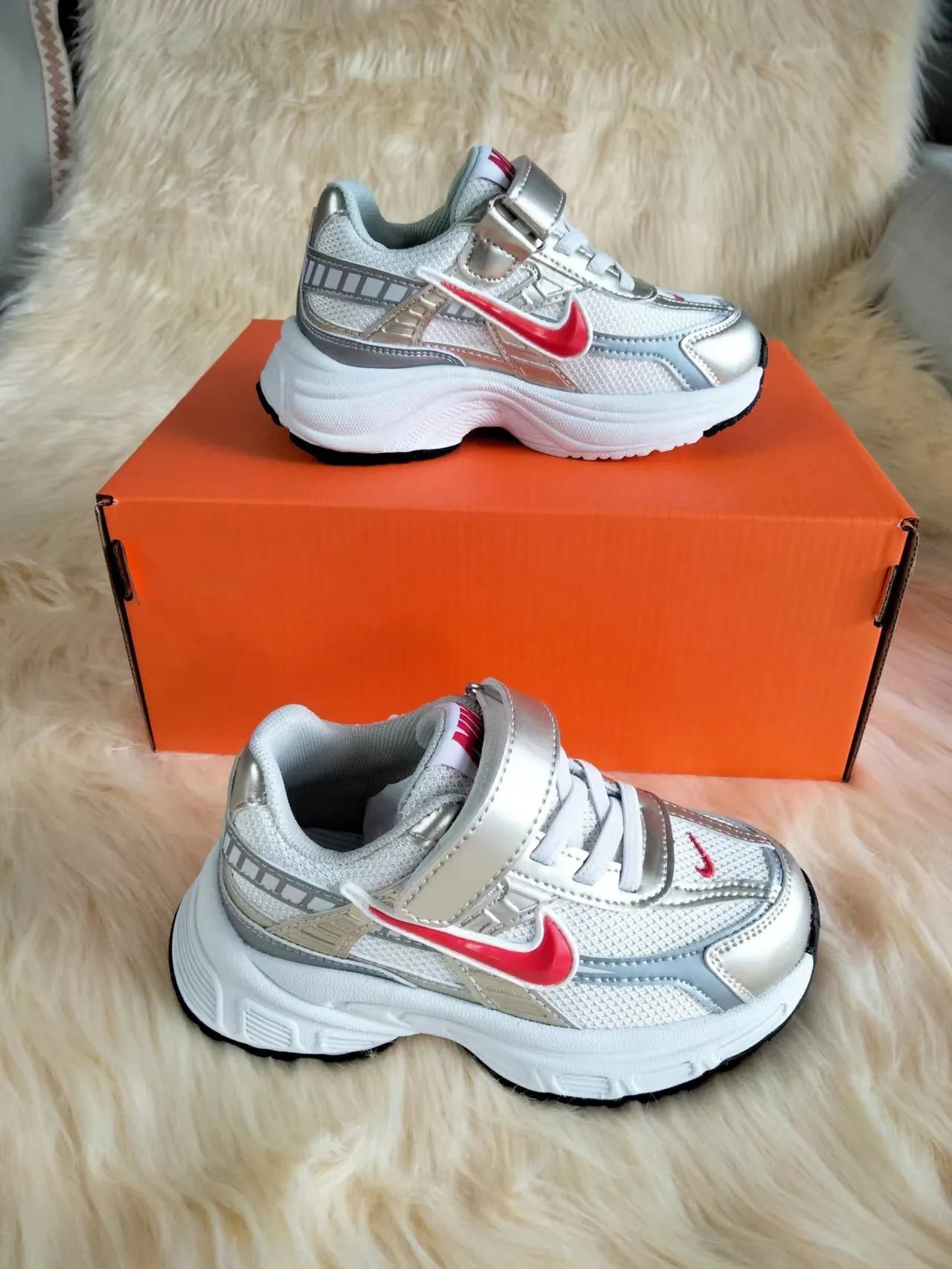 Nike Zoom 2K Silver Blue Midsole Mesh And Synthetic Overlay Upper Chunky Sneakers 17