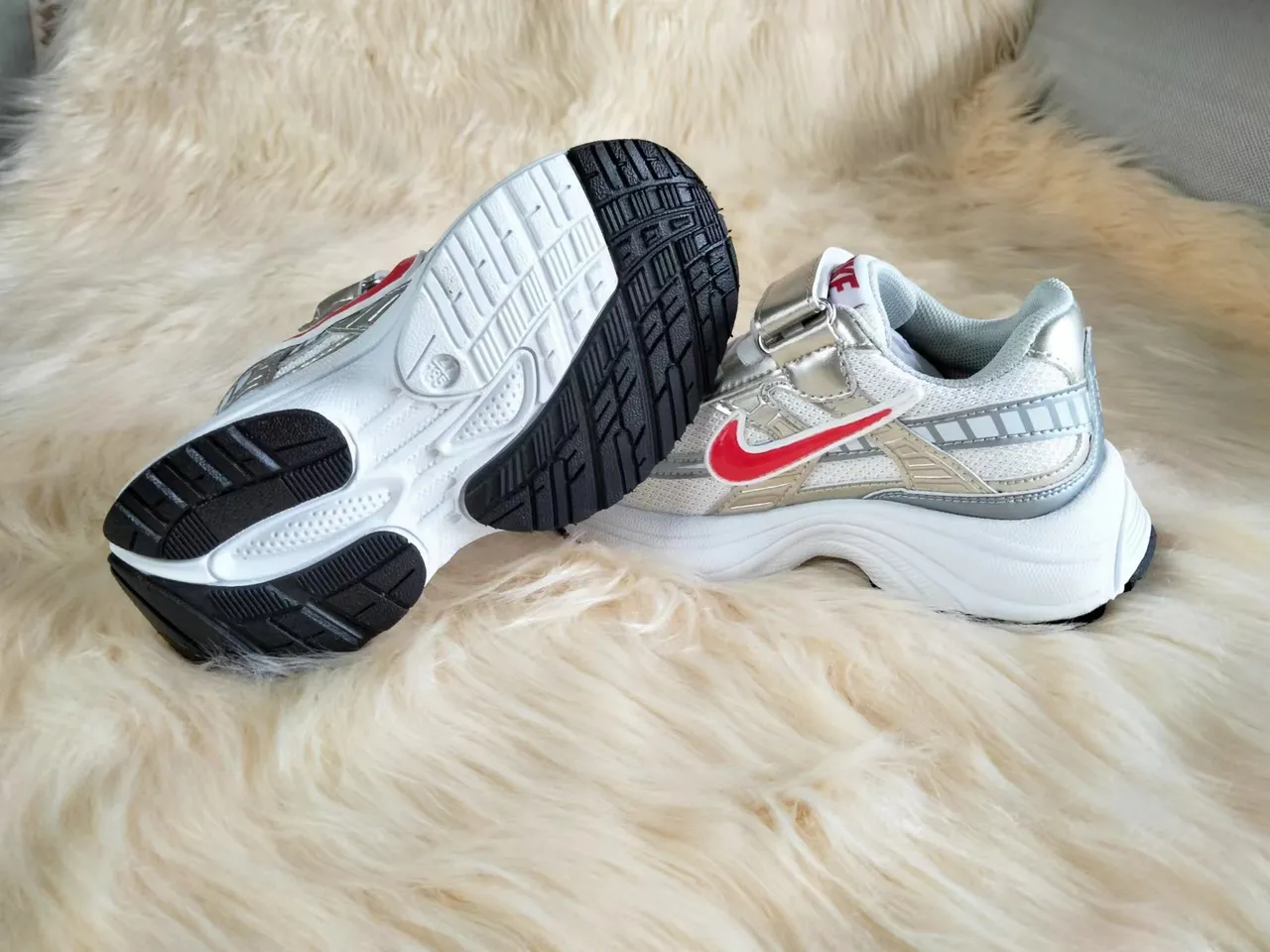 Nike Zoom 2K Silver Blue Midsole Mesh And Synthetic Overlay Upper Chunky Sneakers 20