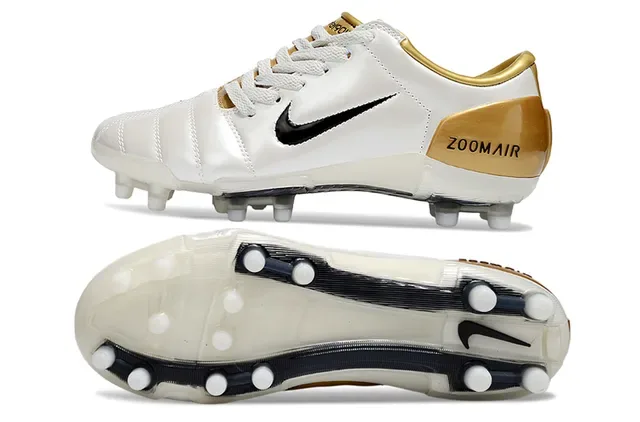 Nike Zoom Air أبيض وذهب أحذية كرة القدم للأرض الصلبة 6