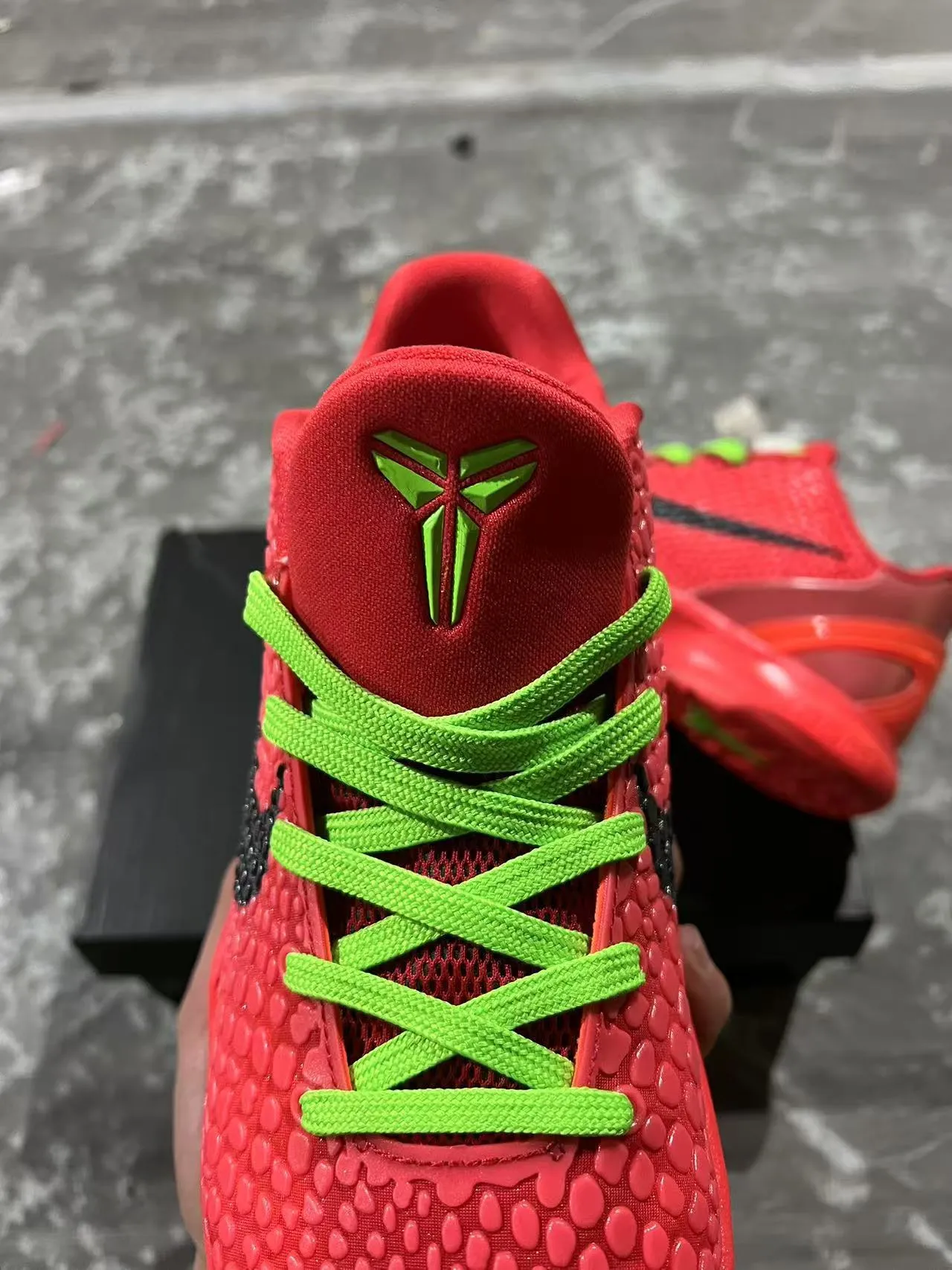 Nike Zoom Kobe VI Red Black Neon Green Chaussures de Basketball 4