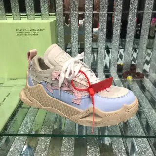 Off-White Beige Blue Industrial Runner Silhouette سكينرز سميكة بأعلى من الشبك متعدد الطبقات والنيوبرين