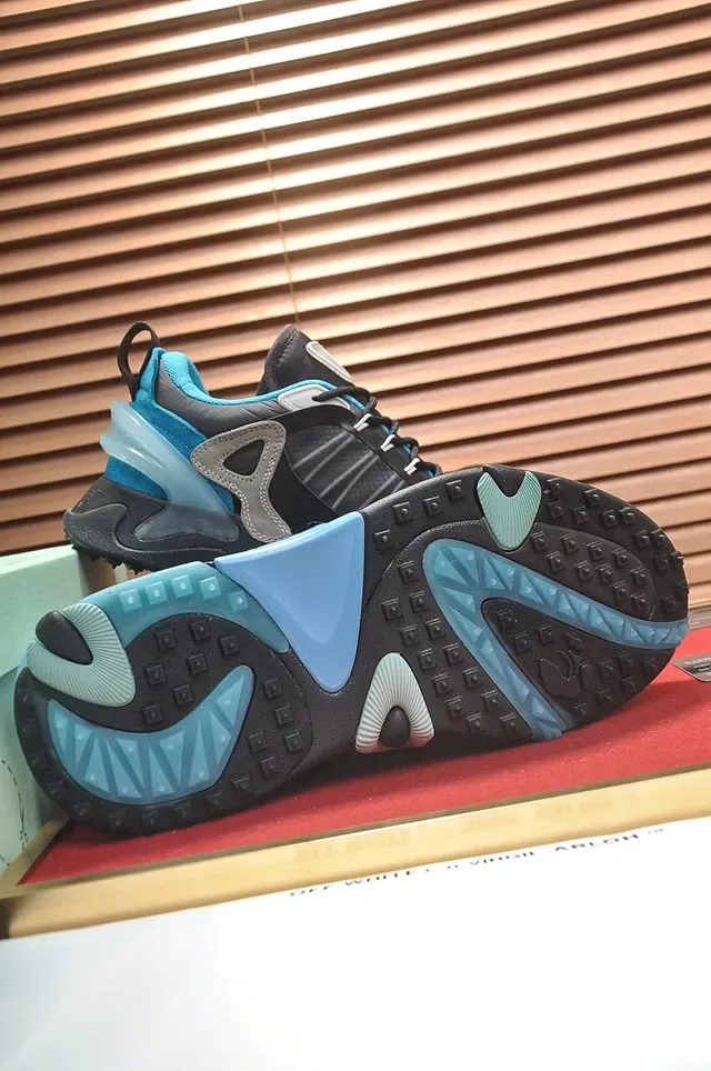Off-White sneakers chunky suela industrielle noire et bleue avec fermeture éclair Air Unit 3