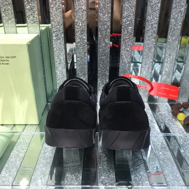 Off-White Preto Vermelho Industrial Seta Logo Zip-Tie Etiqueta Estilo de vida Tênis 3