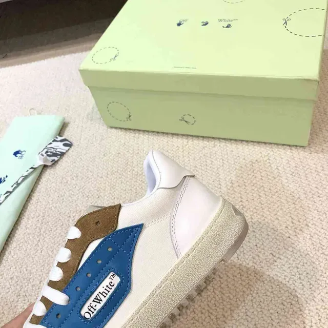 Off-White Couple Fund Beige baskets lifestyle basses à semelle cupsole 6