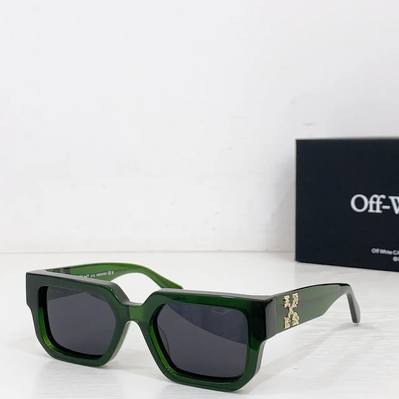 Off-White Oversized Rectangular Tortoiseshell Sunglasses 6