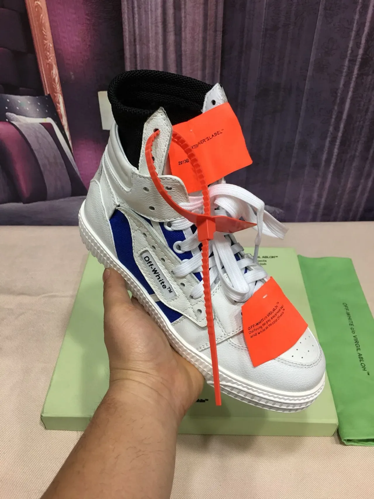 Off-White The Ten أحذية رياضية حيوية زرقاء عالية مع طبقات جلد ونسيج 8