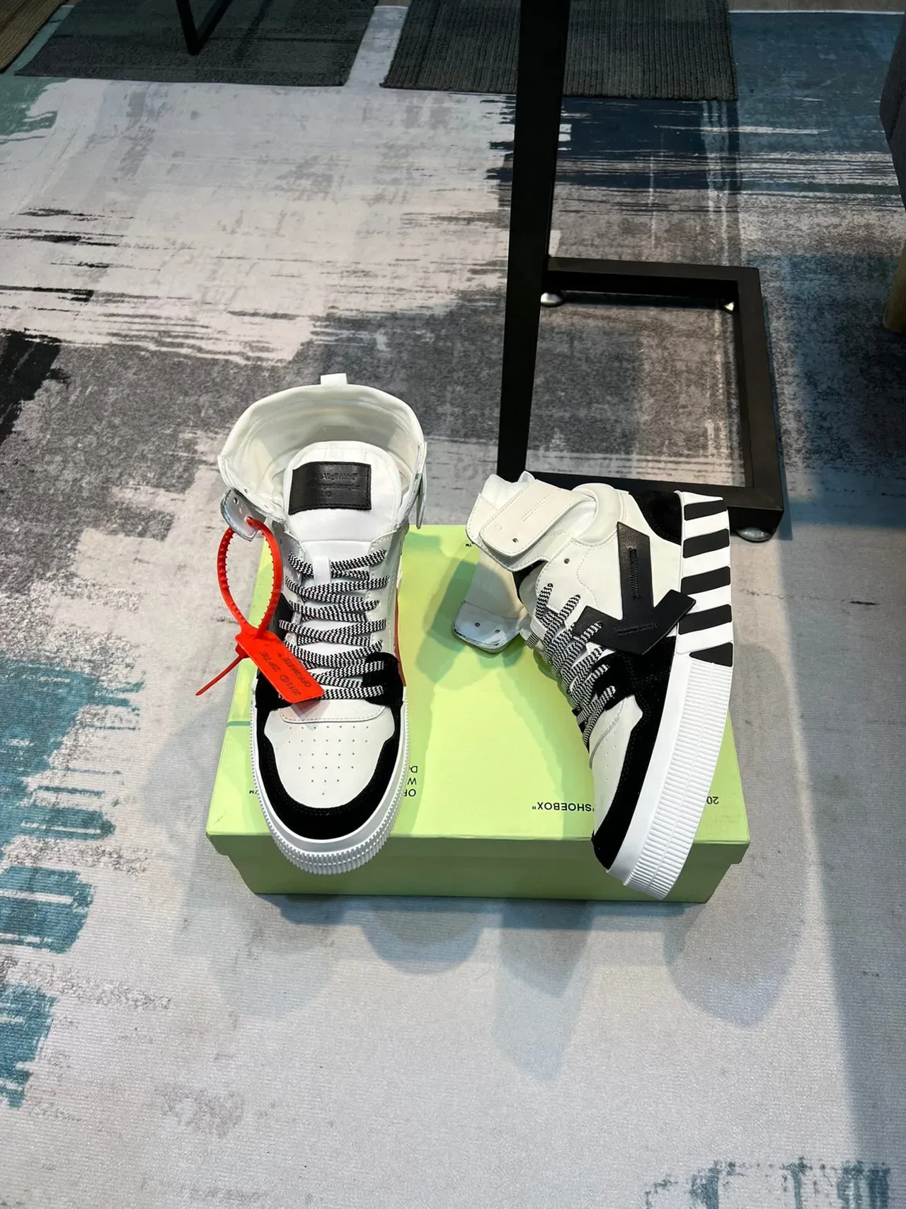 Off-White The Ten Tênis Lifestyle de Cano Alto 4