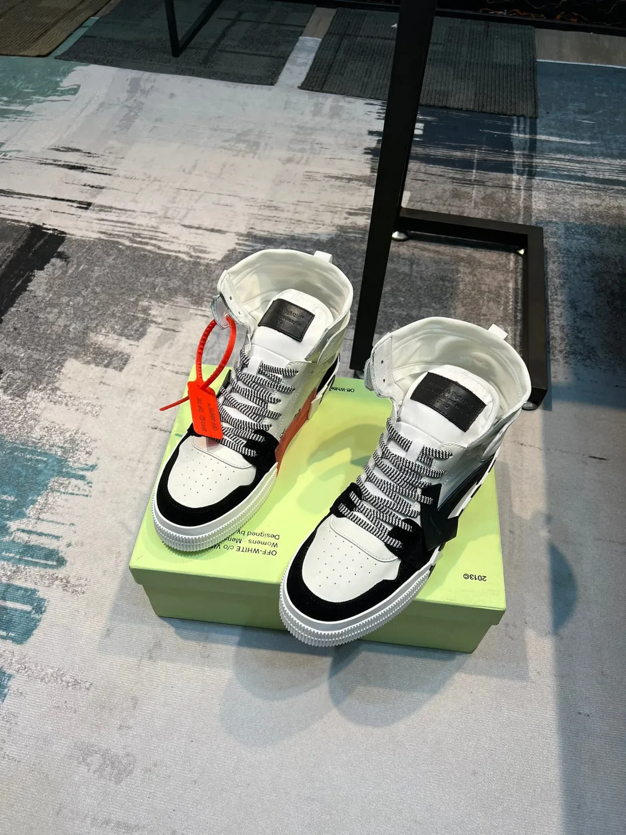 Off-White The Ten Tênis Lifestyle de Cano Alto 5