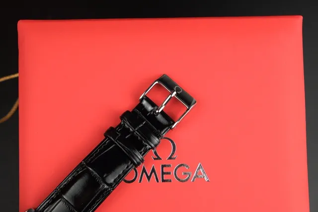 Omega De Ville Cadran Noir Montre Mécanique 4