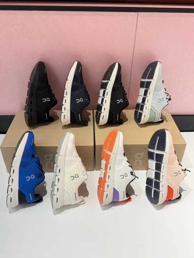 On Cloud Chaussures lifestyle tricot bleu et noir 3