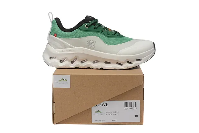 On Green White CloudTec Pod Sole Engineered Mesh Upper Running Shoes 3
