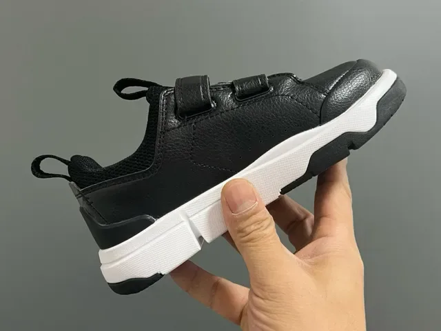 On Blanc Beige Fermeture de Sangle Velcro Double Semelle Chunky Segmentée Sneakers Lifestyle 23