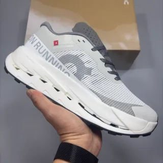 On White Gray Engineered Mesh Upper Sculpted Helion Midsole Running Shoes