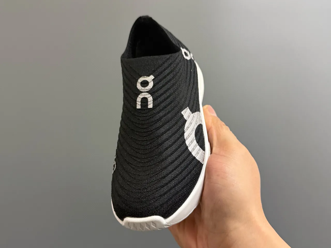 On White Green Knit Upper Sculpted CloudTec Midsole Running Shoes 5