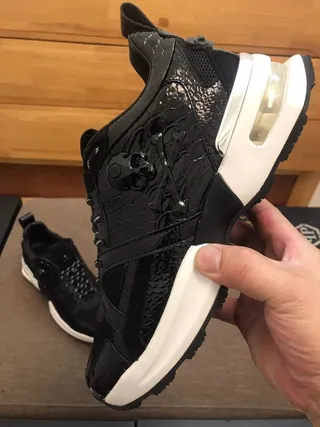 Philipp Plein Sola preta e branca couro patentado com estampado de serpente tênis chunky 3